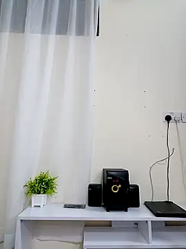 Silk Hennessy online show from 7, 2, 2026