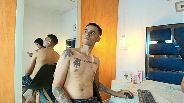 Irina and Max online show from 4, 4, 2026