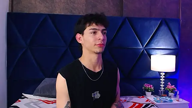 Logan Woods online show from 22, 2, 2026