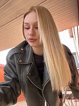 DayaFoxy online show from 29, 3, 2026