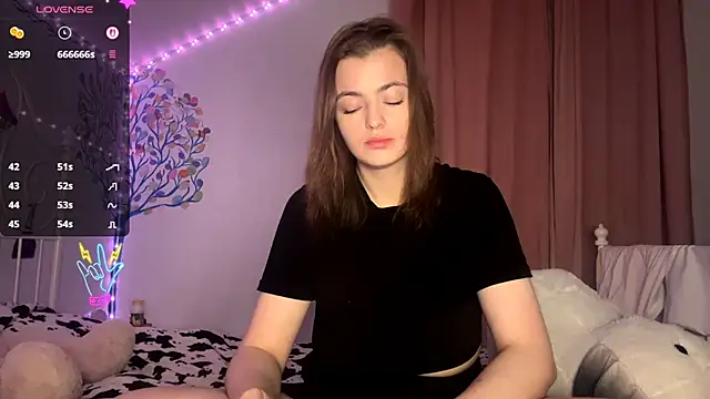 Snapshot of MistressBabe chatting on 9, 4, 2026 MistressBabe online show from 9, 4, 2026