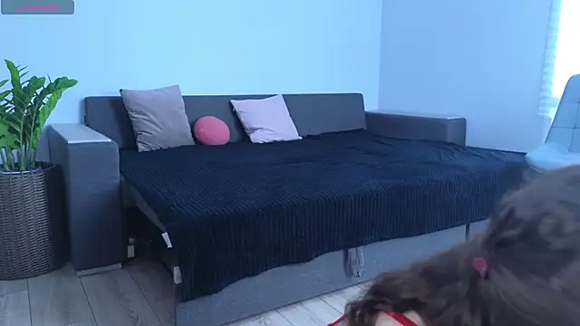 MillaKowal online show from 11, 3, 2026