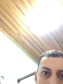 Snapshot of LUis3194 chatting on 8, 6, 2026 LUis3194 online show from 8, 6, 2026