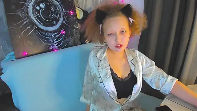 Snapshot of Senya_Sol chatting on 8, 5, 2026 Senya Sol online show from 8, 5, 2026