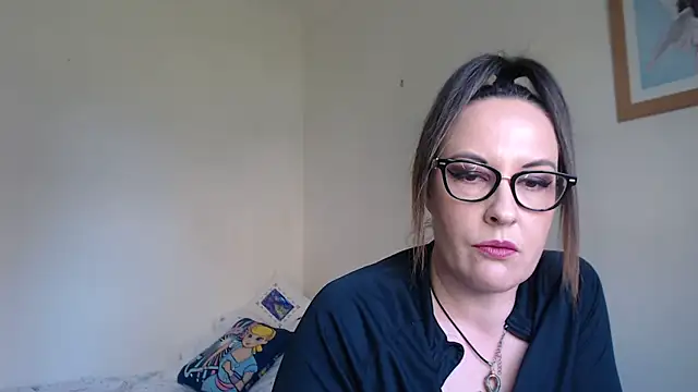 PsychicDominatrix online show from 10, 4, 2026
