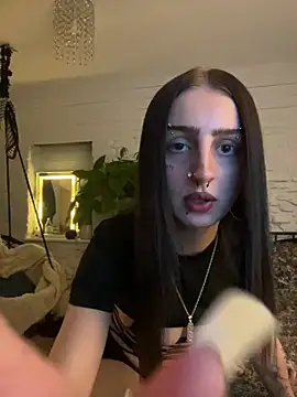 Snapshot of bellaxlauren chatting on 14, 6, 2026 bellaxlauren online show from 14, 6, 2026
