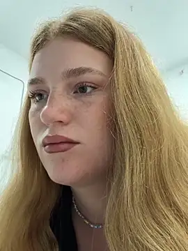 SunnyGrin online show from 3, 3, 2026