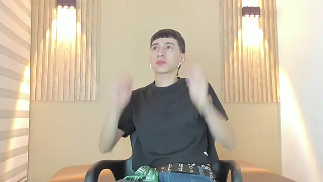 lian cameron online show from 17, 2, 2026