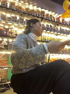 Lyn-be99 online show from 8, 3, 2026