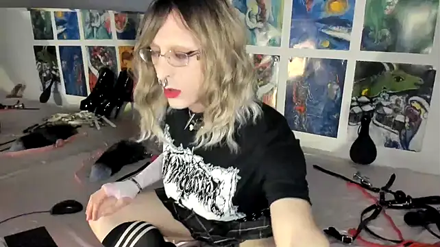 Miaxma online show from 12, 4, 2026