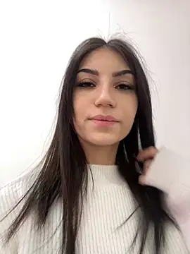 SlowSweetWhispe online show from 5, 2, 2026