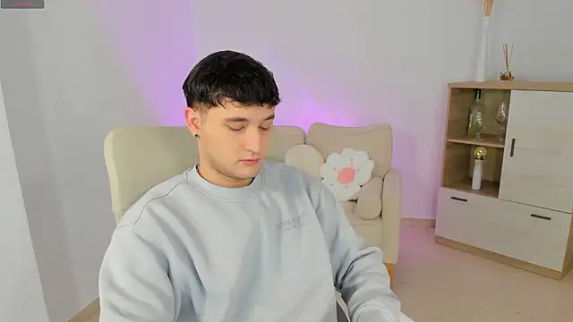 Massimo Fiore online show from 10, 2, 2026