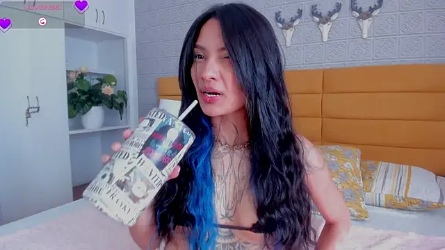 AbigailMonet online show from 5, 2, 2026