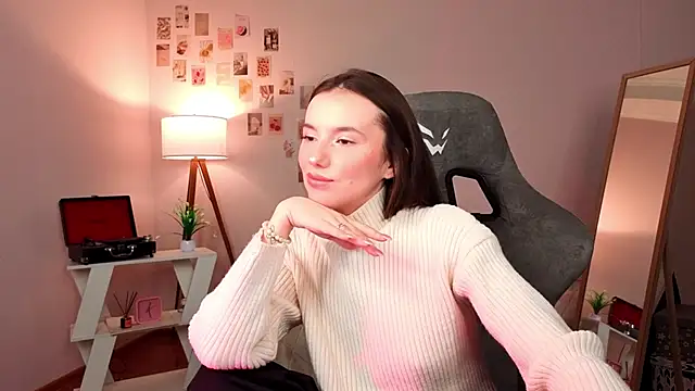 ssandralovin online show from 4, 2, 2026