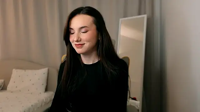 ssandralovin online show from 2, 3, 2026