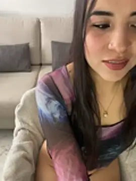 Snapshot of Mayka_sex chatting on 8, 4, 2026 Mayka sex online show from 8, 4, 2026