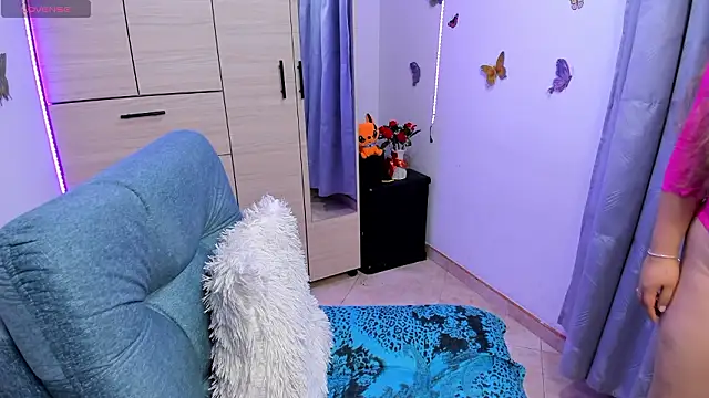 Maria camila776 online show from 4, 3, 2026