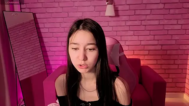 Nicole Brownie online show from 28, 5, 2026