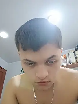 Snapshot of Andres_medi32 chatting on 6, 2, 2026 Andres medi32 online show from 6, 2, 2026