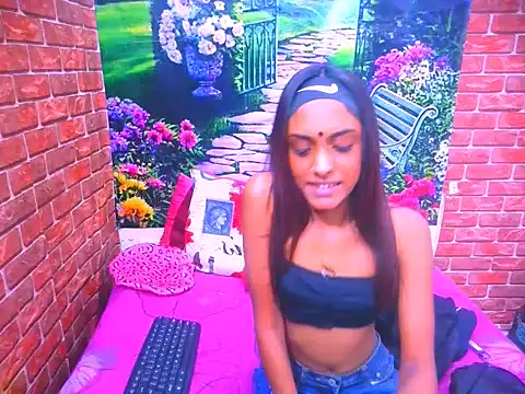 IndianPretty14u2Luv online show from 15, 6, 2026