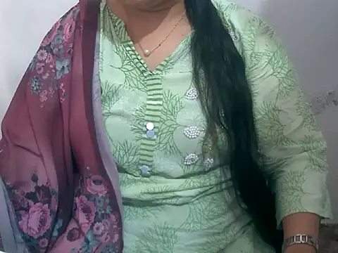 Snapshot of Cute_Aliyaa chatting on 2, 3, 2026 Cute Aliyaa online show from 2, 3, 2026