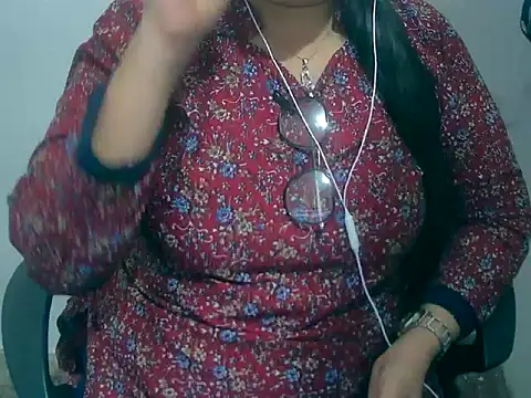 Snapshot of Cute_Aliyaa chatting on 15, 3, 2026 Cute Aliyaa online show from 15, 3, 2026