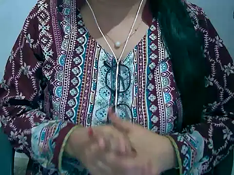 Snapshot of Cute_Aliyaa chatting on 20, 3, 2026 Cute Aliyaa online show from 20, 3, 2026