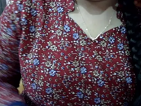 Snapshot of Cute_Aliyaa chatting on 24, 3, 2026 Cute Aliyaa online show from 24, 3, 2026