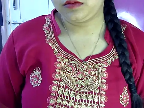 Cute Aliyaa online show from 23, 5, 2026