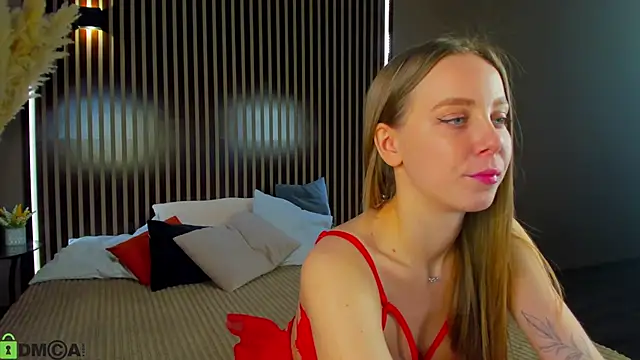 Tesssa Young online show from 18, 2, 2026