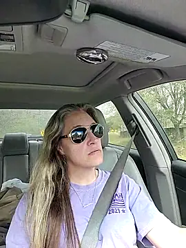 Sunflower0025 online show from 10, 3, 2026