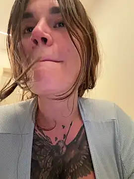 Snapshot of TattooGirlAlia chatting on 2, 10, 2025 TattooGirlAlia online show from 2, 10, 2025