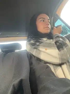 Snapshot of bliinkii_and_luka_ chatting on 14, 2, 2026 bliinkii and luka online show from 14, 2, 2026