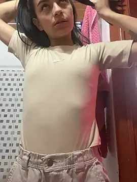 Snapshot of bliinkii_and_luka_ chatting on 2, 3, 2026 bliinkii and luka online show from 2, 3, 2026