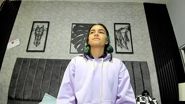 Snapshot of bliinkii_and_luka_ chatting on 19, 3, 2026 bliinkii and luka online show from 19, 3, 2026