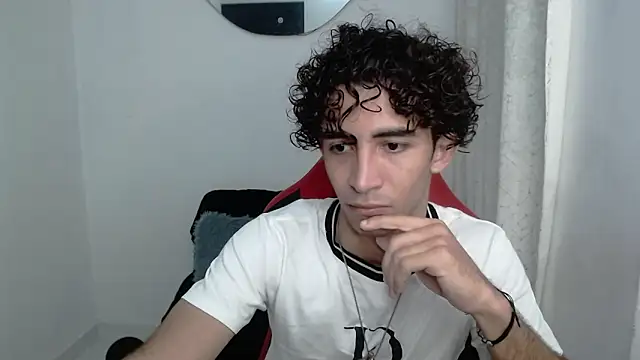 Caius fox online show from 4, 2, 2026