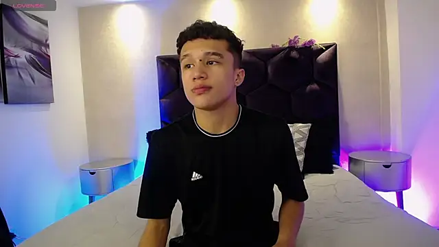 Dominik Souza online show from 24, 3, 2026