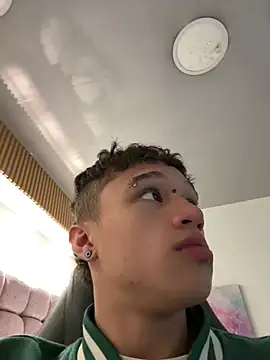 Dominik Souza online show from 12, 5, 2026