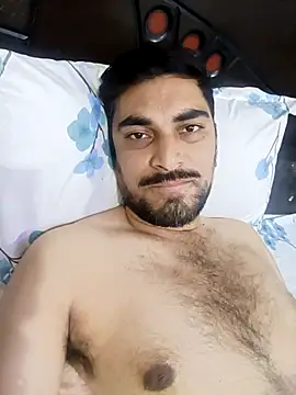 Snapshot of vishalagnihotrii chatting on 15, 4, 2026 vishalagnihotrii online show from 15, 4, 2026