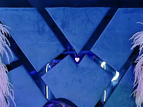 KylieWhitee online show from 28, 2, 2026