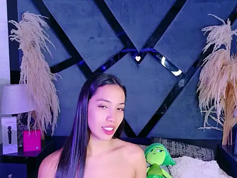 KylieWhitee online show from 9, 5, 2026