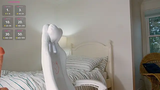 naughtytilly online show from 12, 1, 2025