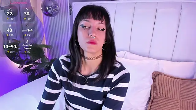 ViolettaColinss online show from 2, 5, 2026