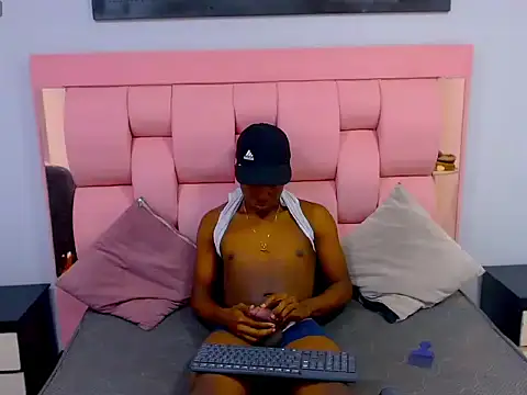 Yander 0 online show from 2, 2, 2026