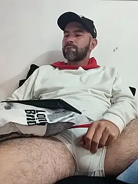 hairyandbigmann online show from 12, 3, 2026