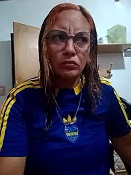 Snapshot of kuramaqueen chatting on 15, 4, 2026 kuramaqueen online show from 15, 4, 2026