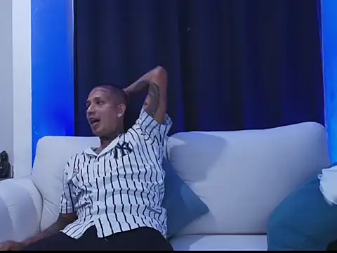 blackout9703 online show from 11, 2, 2026