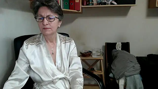 katemodel online show from 19, 11, 2025