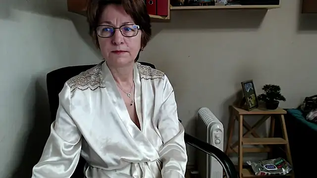 katemodel online show from 18, 2, 2026