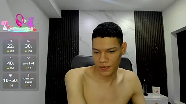 Snapshot of milo_cruz_ chatting on 18, 6, 2026 milo cruz online show from 18, 6, 2026
